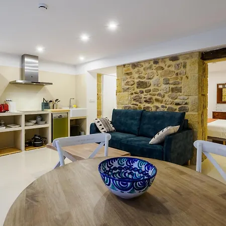 Antigua Rectoria Apartman *