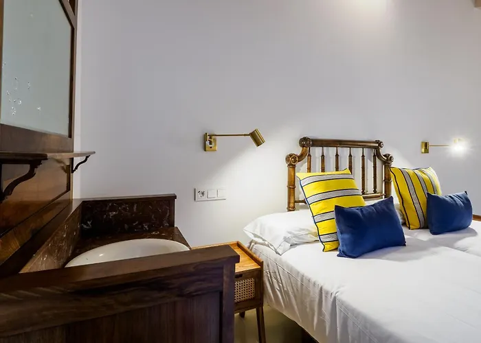 Antigua Rectoria * Villasuso de Cieza